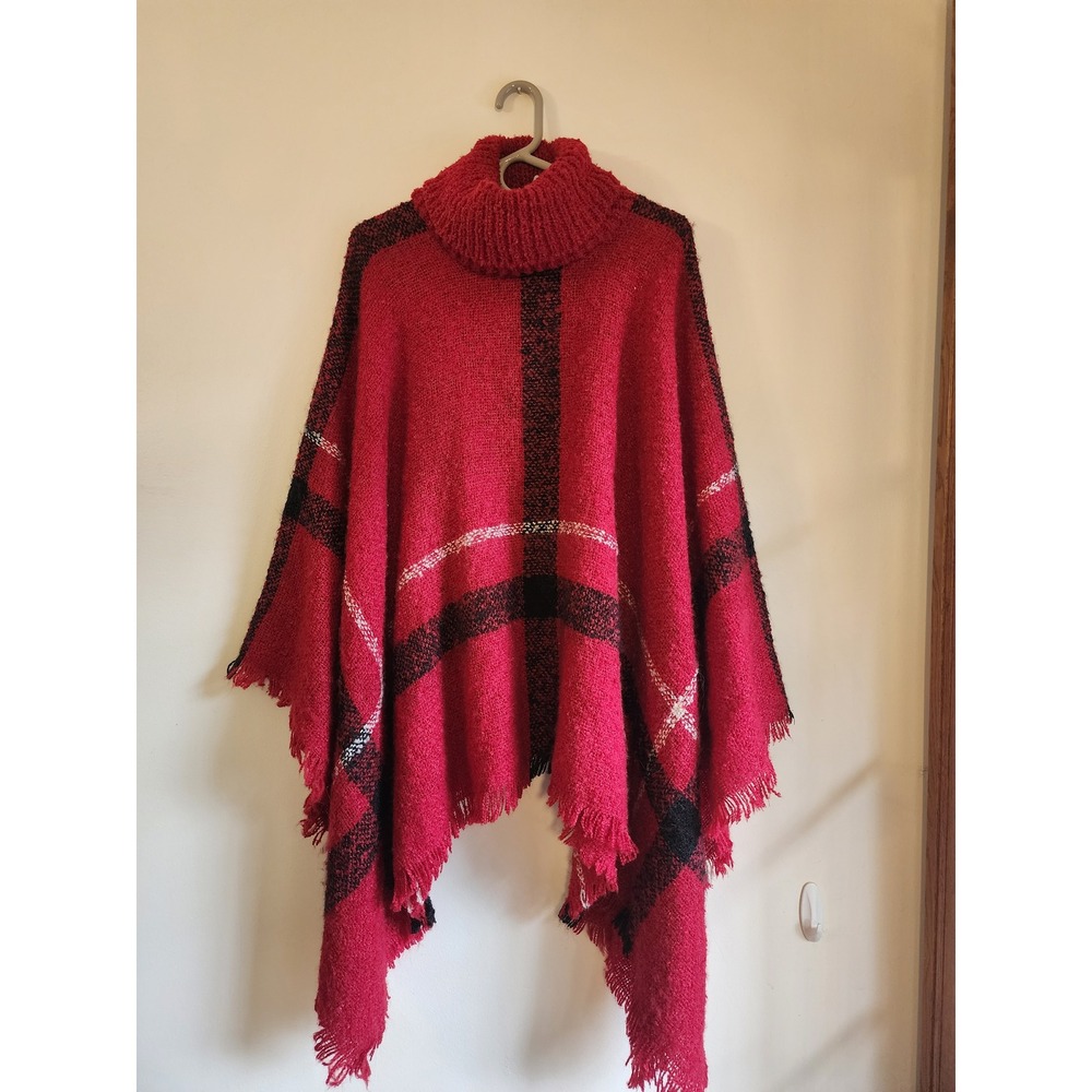 NWT Heimish USA Red Black Buffalo Plaid Fringed Poncho Cape Chunky Knit O/S